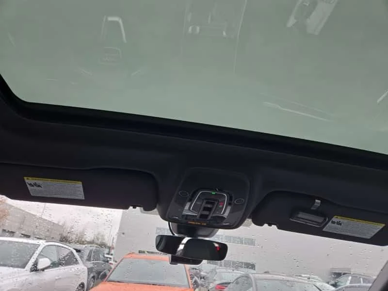 Audi Q7 KOMFORT 55 TFSI quattro | PANO | ПОДГРЕВИ | CARFAX, снимка 12 - Автомобили и джипове - 53818021