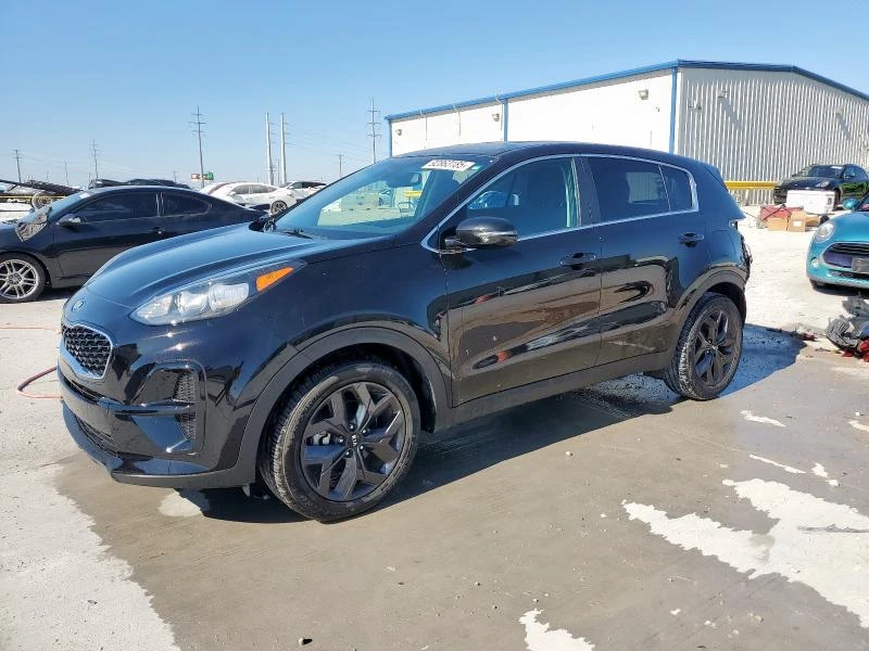 Kia Sportage 2.4L 4 Front Wheel Drive, снимка 2 - Автомобили и джипове - 53865834