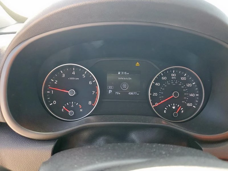 Kia Sportage 2.4L 4 Front Wheel Drive, снимка 10 - Автомобили и джипове - 53865834