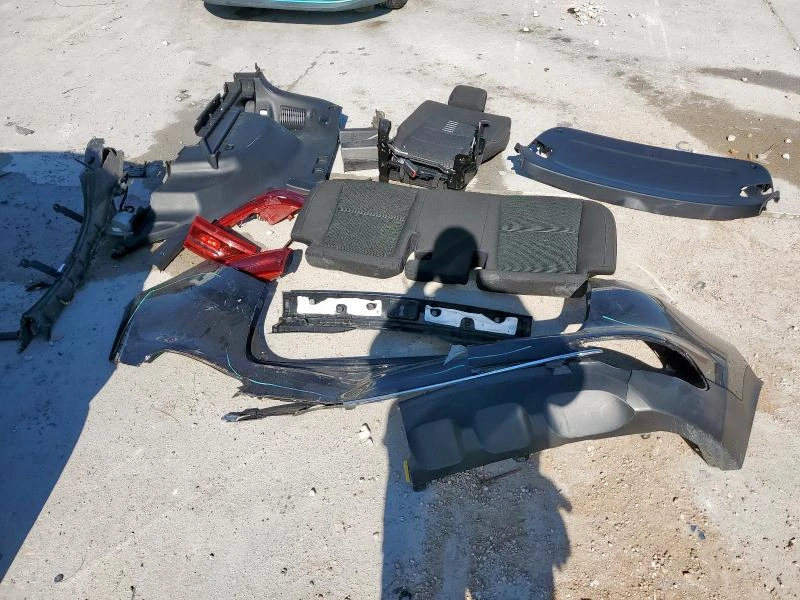 Kia Sportage 2.4L 4 Front Wheel Drive, снимка 15 - Автомобили и джипове - 53865834