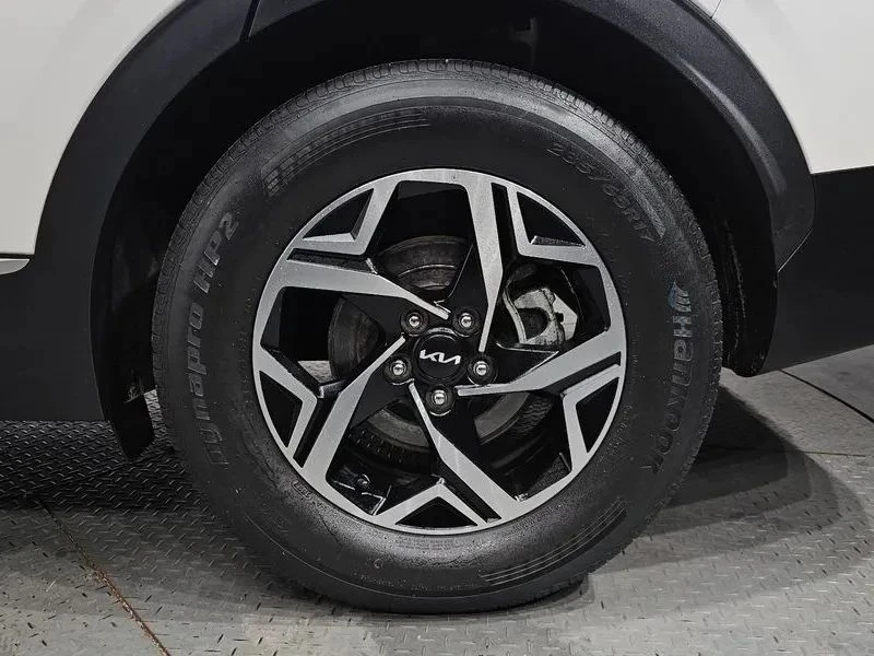 Kia Sportage, снимка 5 - Автомобили и джипове - 56687942