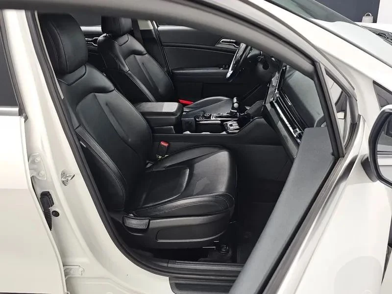 Kia Sportage, снимка 13 - Автомобили и джипове - 56687942