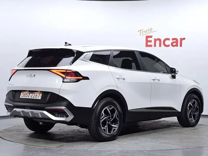 Kia Sportage, снимка 2 - Автомобили и джипове - 56687942