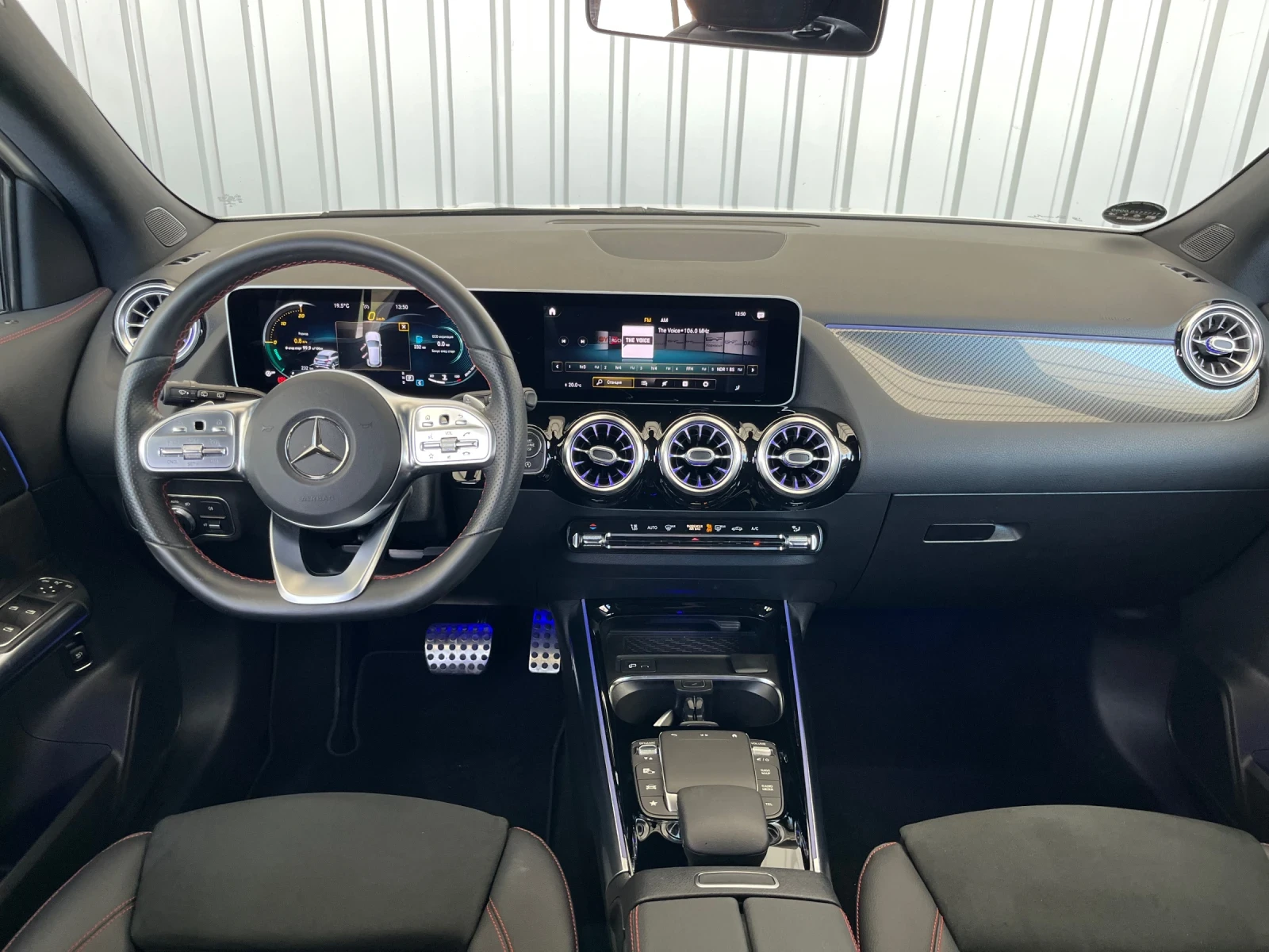 Mercedes-Benz GLA 200 21000 хил км Нов, AMG, Night Paket - изображение 10