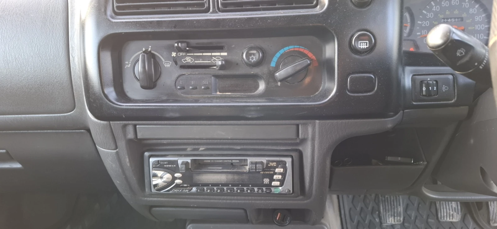 Mitsubishi L200 2.5D-136к.с.-4x4 - изображение 8