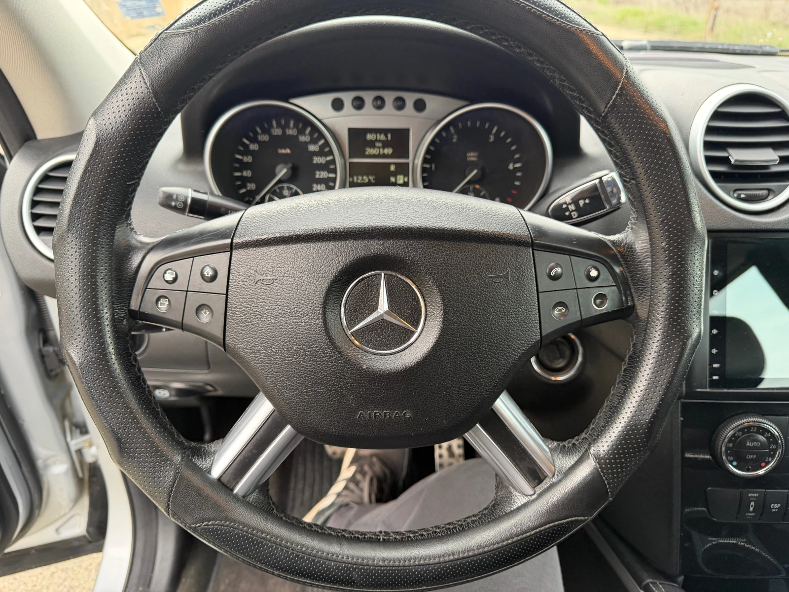 Mercedes-Benz ML 320 2008 г 224 кс, снимка 13 - Автомобили и джипове - 53926906