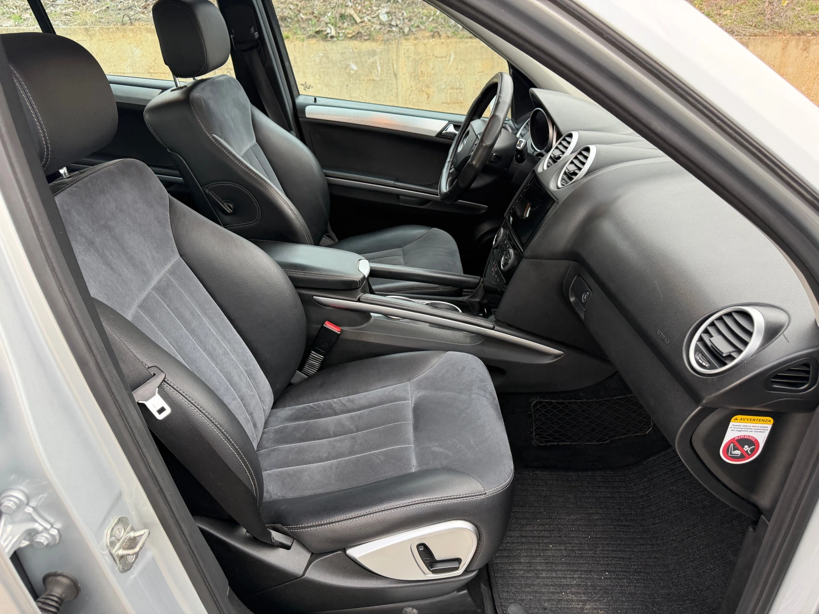 Mercedes-Benz ML 320 2008 г 224 кс, снимка 10 - Автомобили и джипове - 53926906