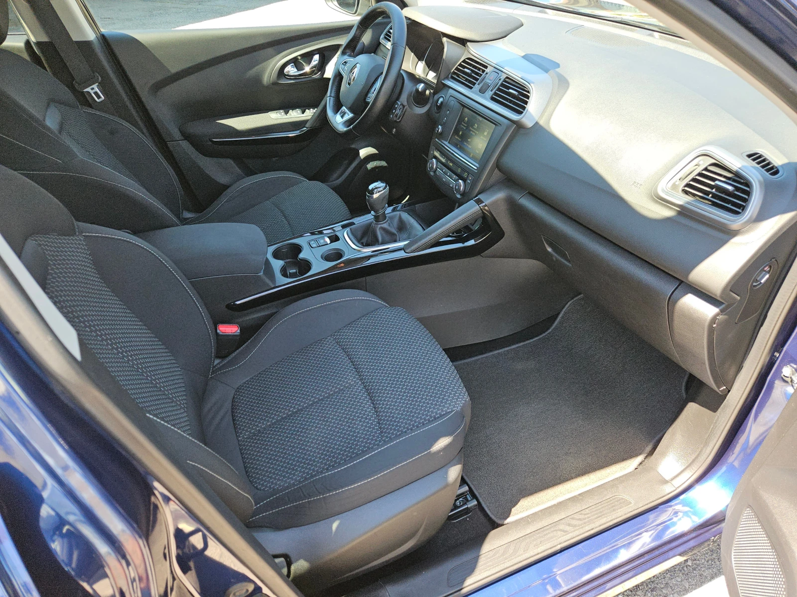 Renault Kadjar 1.5DCI/Energy/6��./ACC/������/LED/NAVI/������/EU6 | Mobile.bg � ����������� 15
