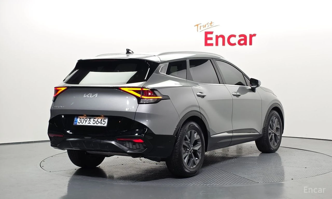 Kia Sportage 1.6 Turbo Noblesse 4x4* HARMAN KARDON* DISTRONIC* , снимка 3 - Автомобили и джипове - 54911087