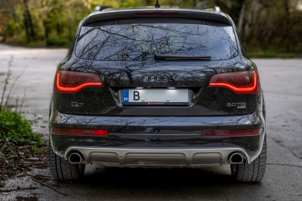 Audi Q7 3.0, снимка 10 - Автомобили и джипове - 55091655