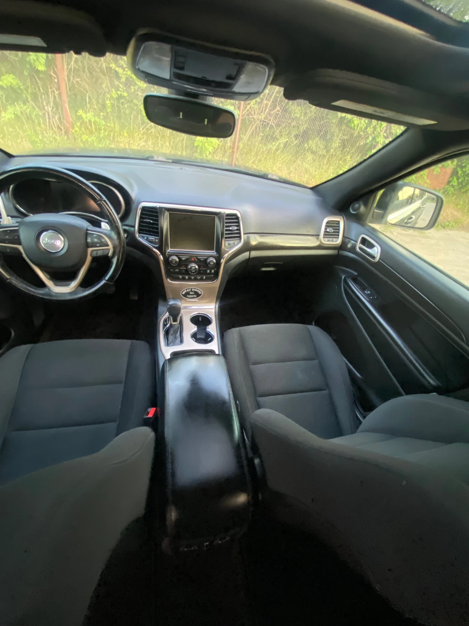 Jeep Grand cherokee 3.6/ LAREDO/ 2017, снимка 10 - Автомобили и джипове - 55239523