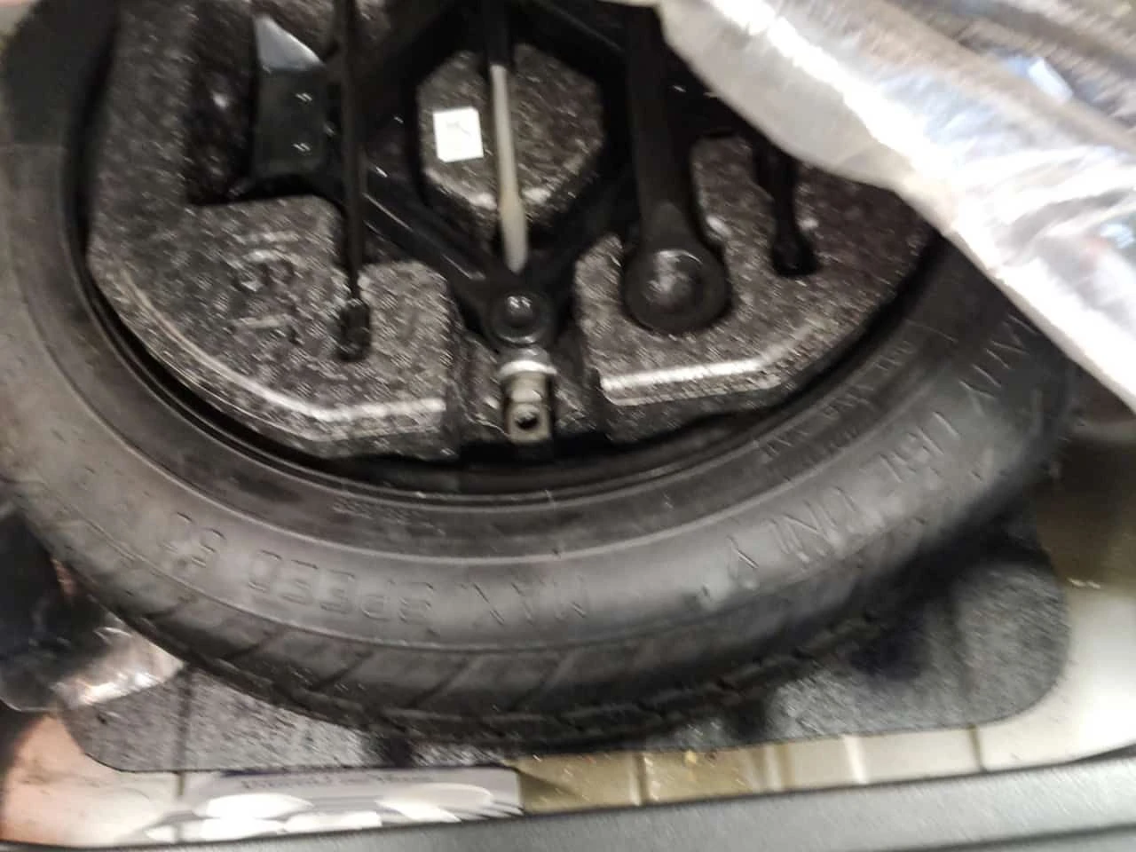 Hyundai Kona * 2.0l Awd Essential * АВТОКРЕДИТ* , снимка 14 - Автомобили и джипове - 55562966