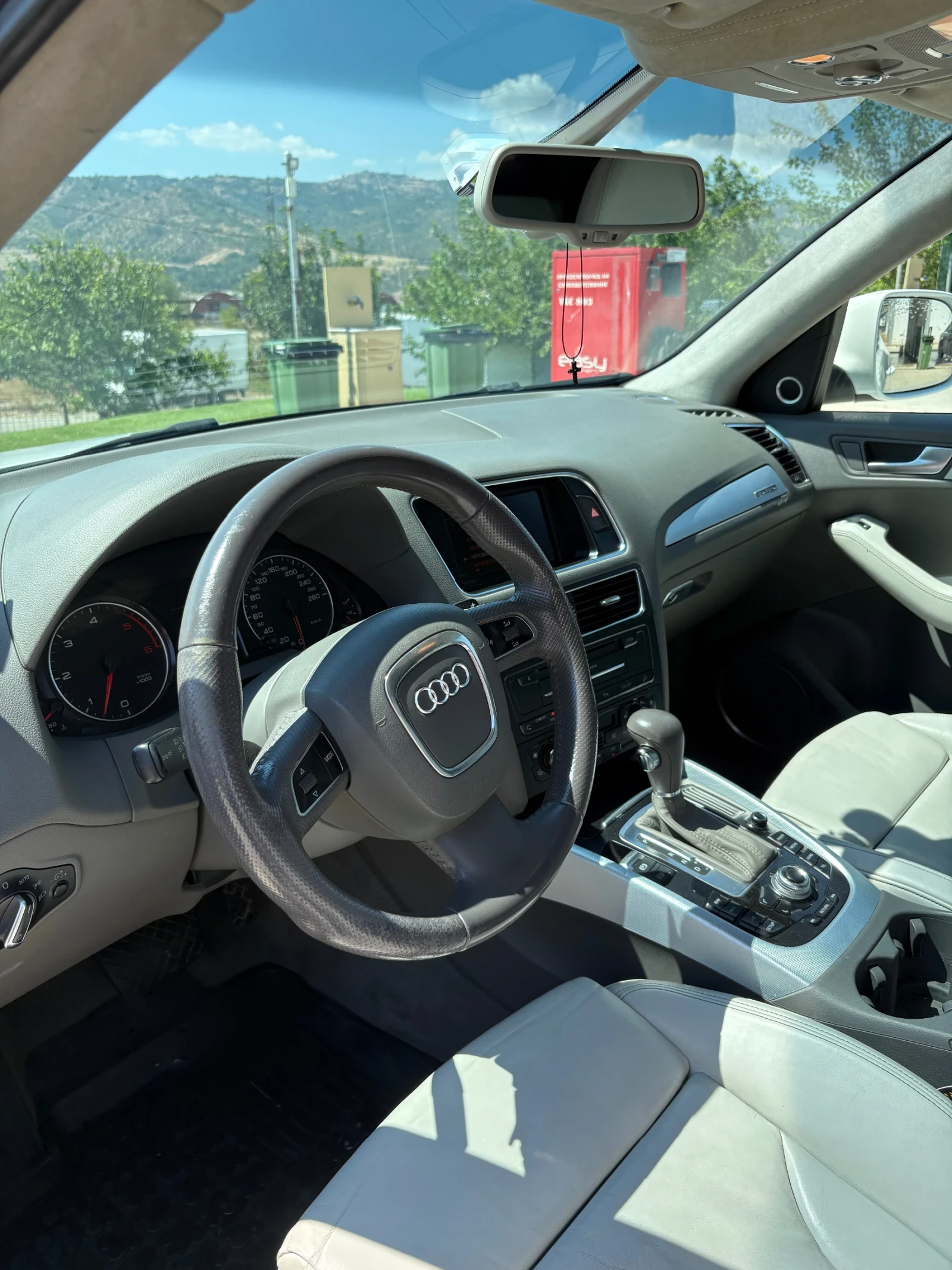 Audi Q5, снимка 6 - Автомобили и джипове - 55618090