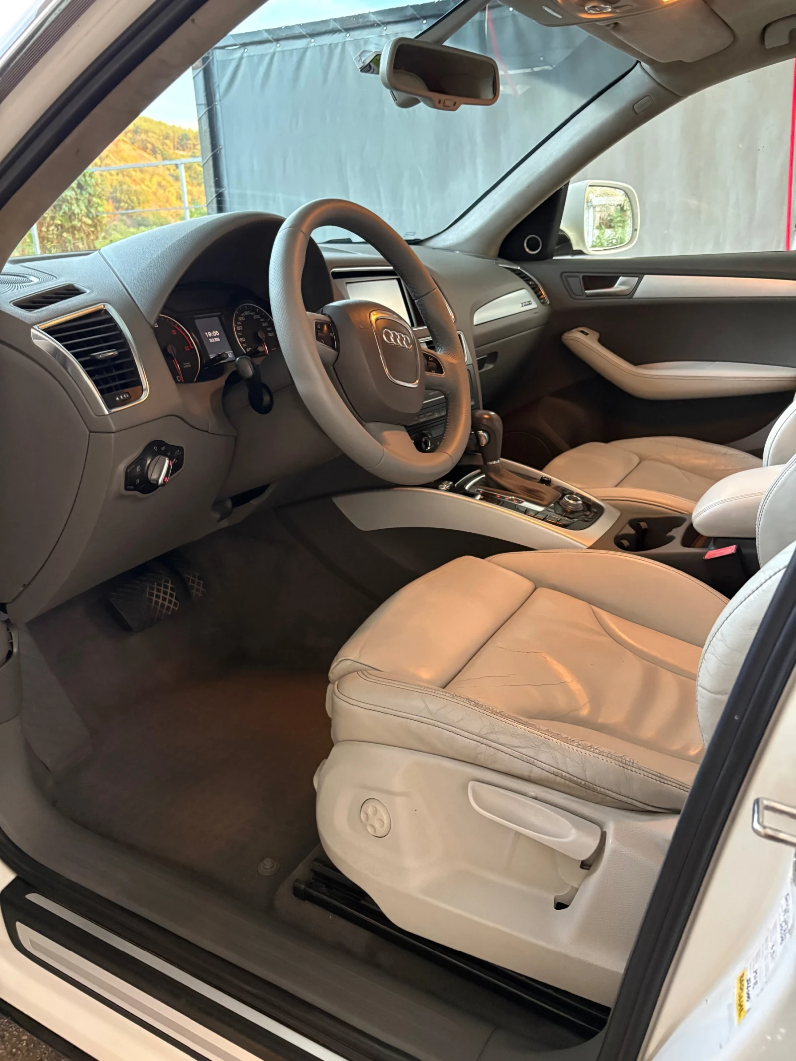 Audi Q5, снимка 11 - Автомобили и джипове - 55618090