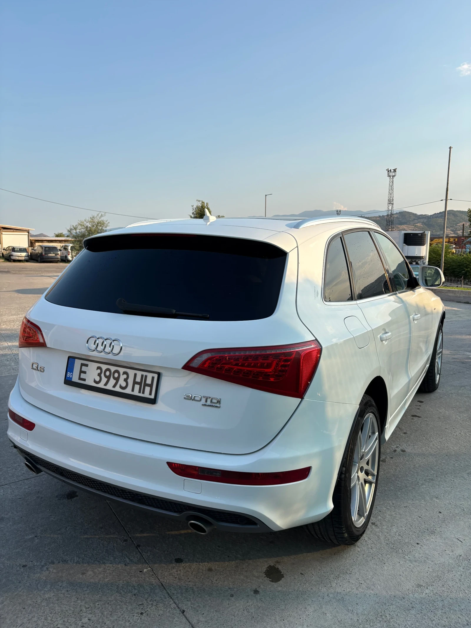 Audi Q5, снимка 7 - Автомобили и джипове - 55618090