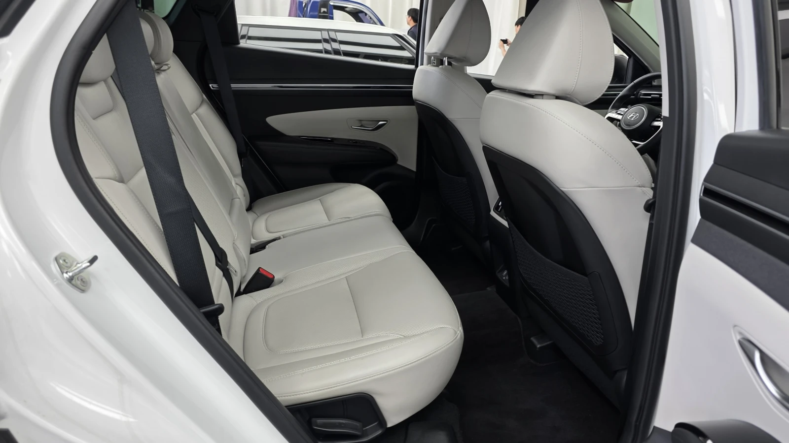 Hyundai Tucson Diesel 2.0 4WD ADVENTURE autoprime.bg, снимка 11 - Автомобили и джипове - 55843380