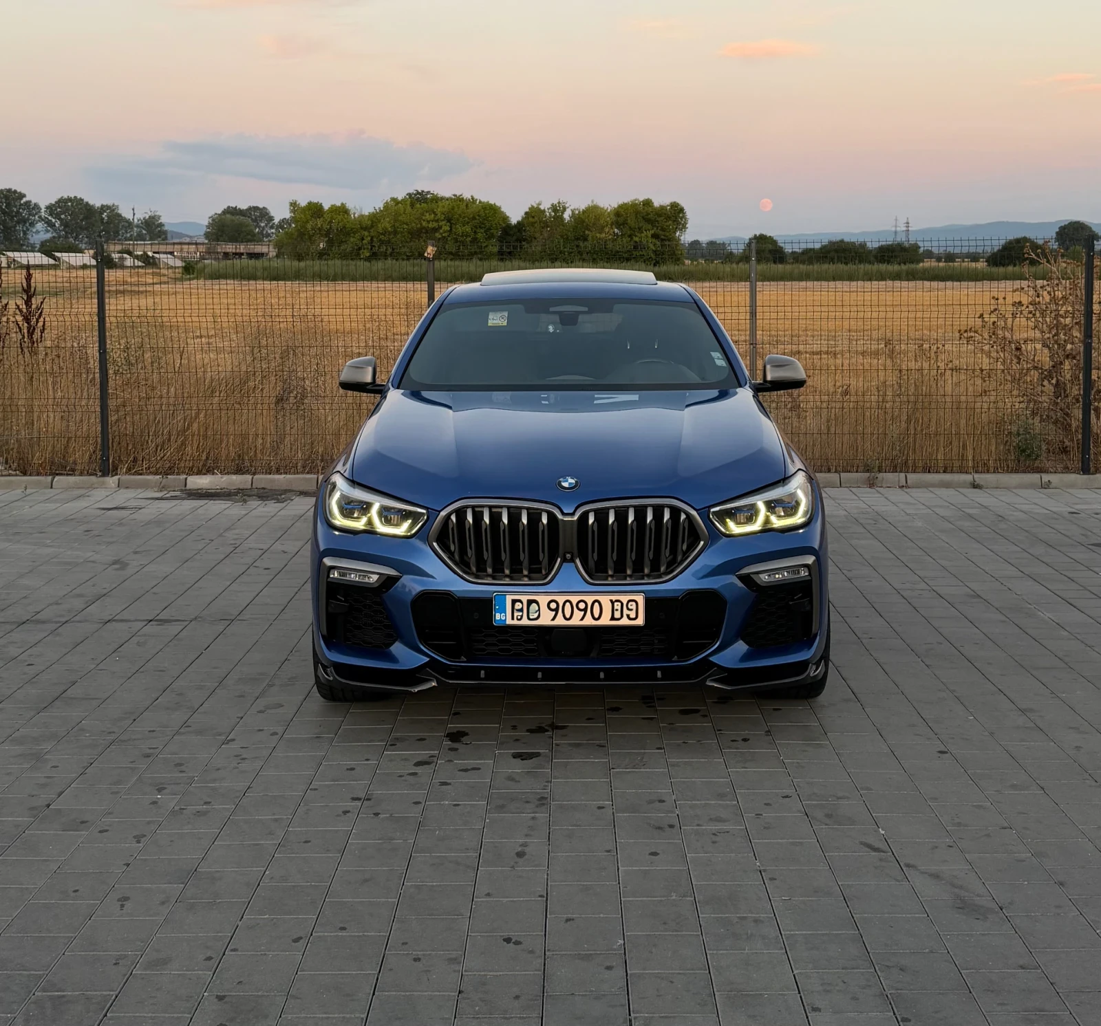 BMW X6 M50D, снимка 3 - Автомобили и джипове - 55845661