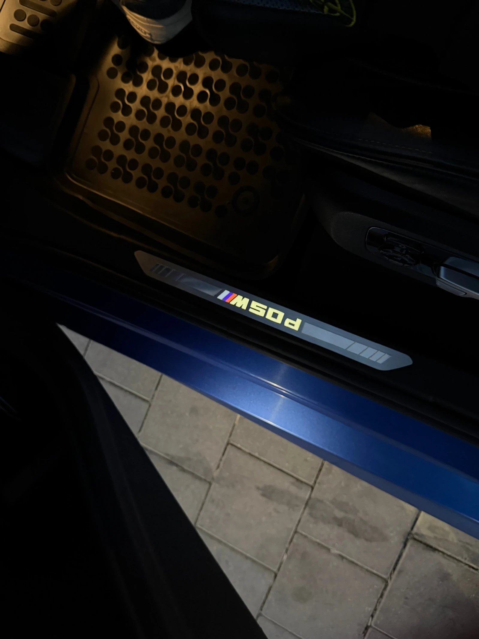 BMW X6 M50D, снимка 15 - Автомобили и джипове - 55845661