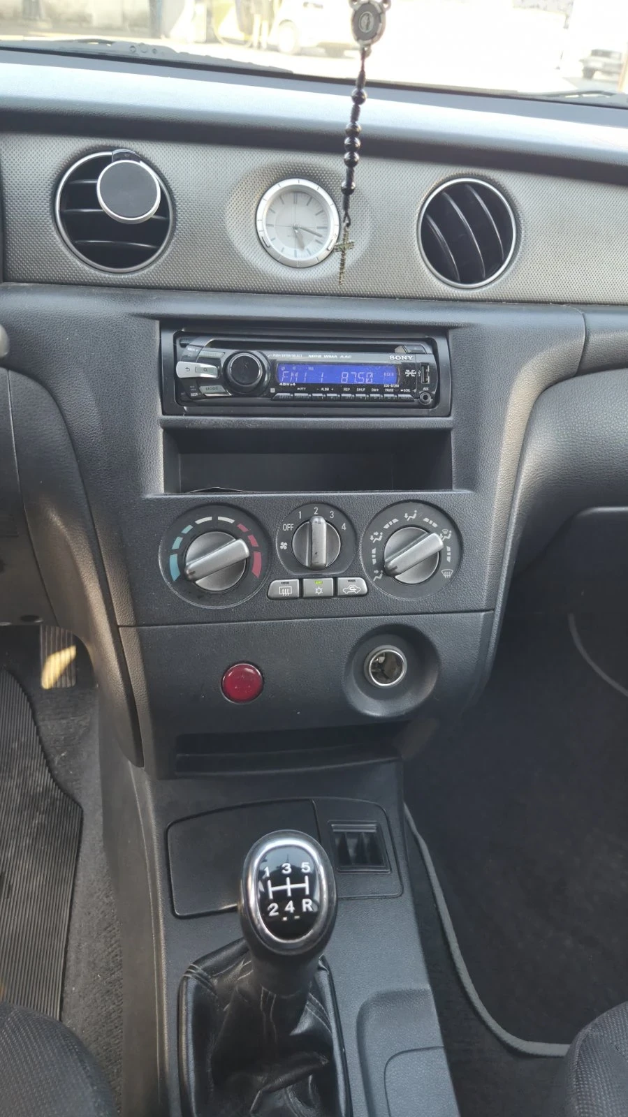 Mitsubishi Outlander, снимка 11 - Автомобили и джипове - 55960139