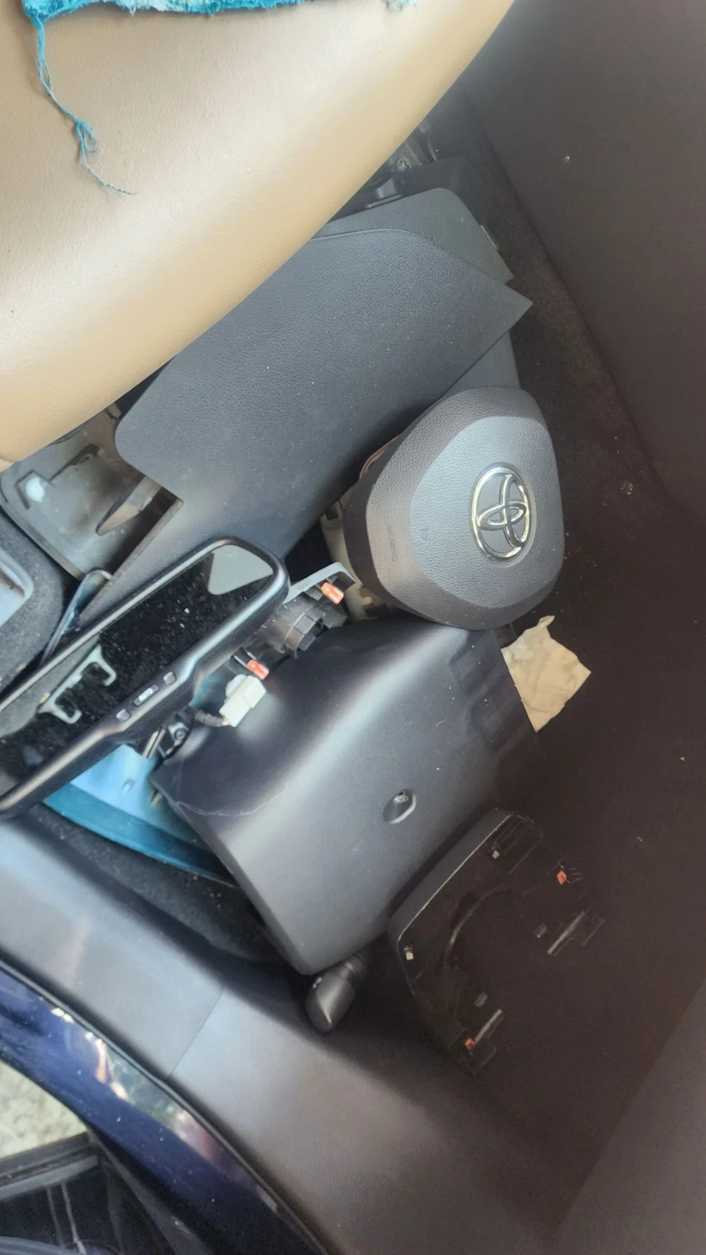 Toyota Rav4 2.5 Hybrid, снимка 8 - Автомобили и джипове - 55977642