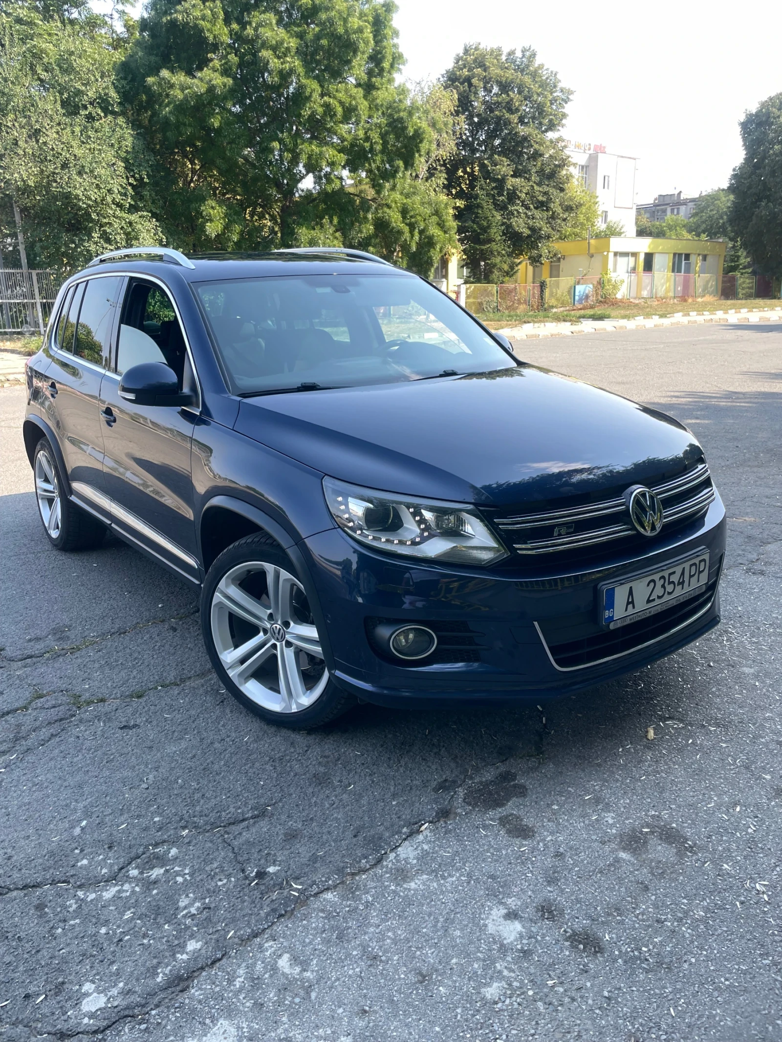 VW Tiguan R-line, снимка 5 - Автомобили и джипове - 56041576