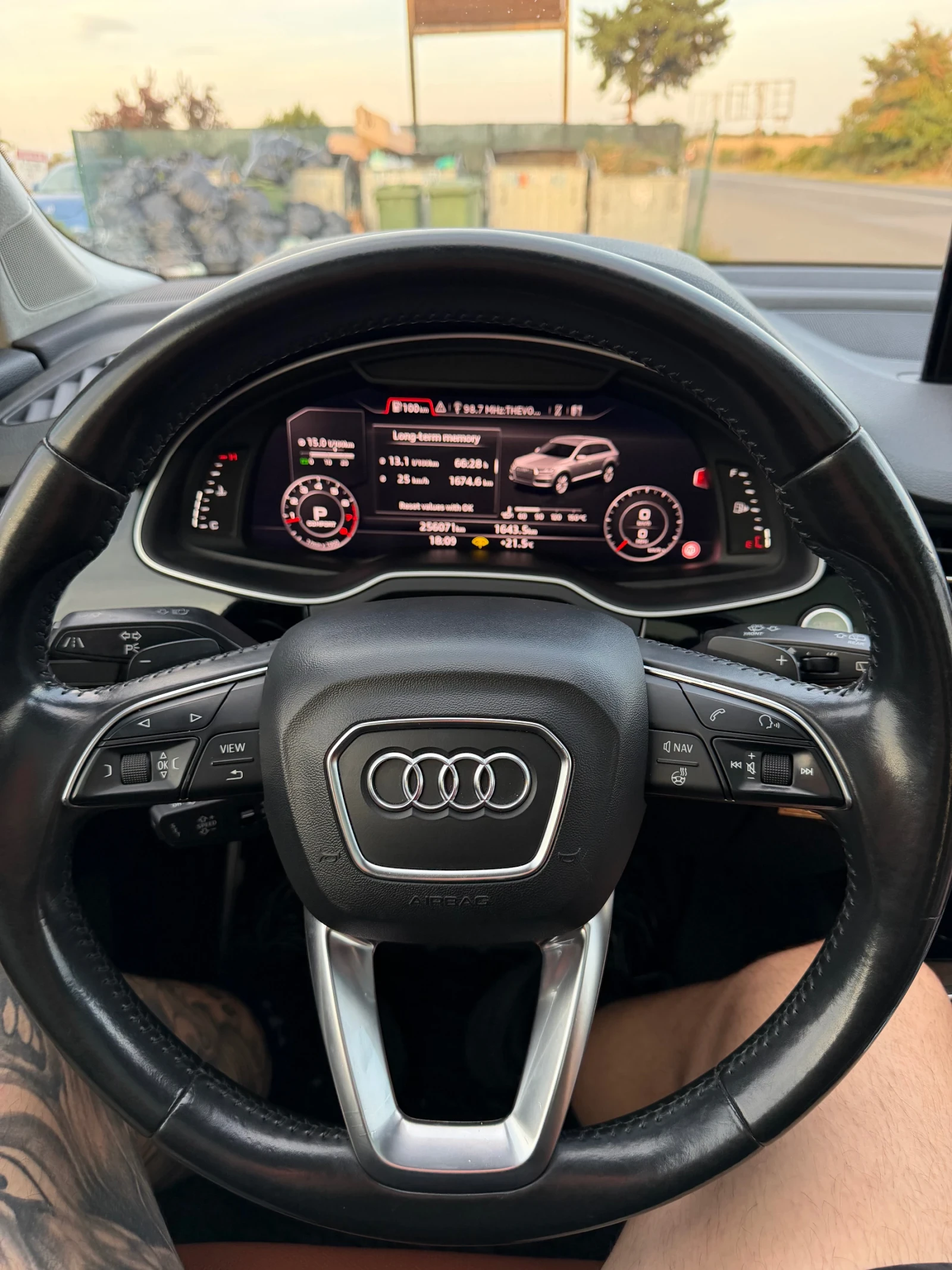 Audi Q7 3.0 TFSI, снимка 14 - Автомобили и джипове - 56485270