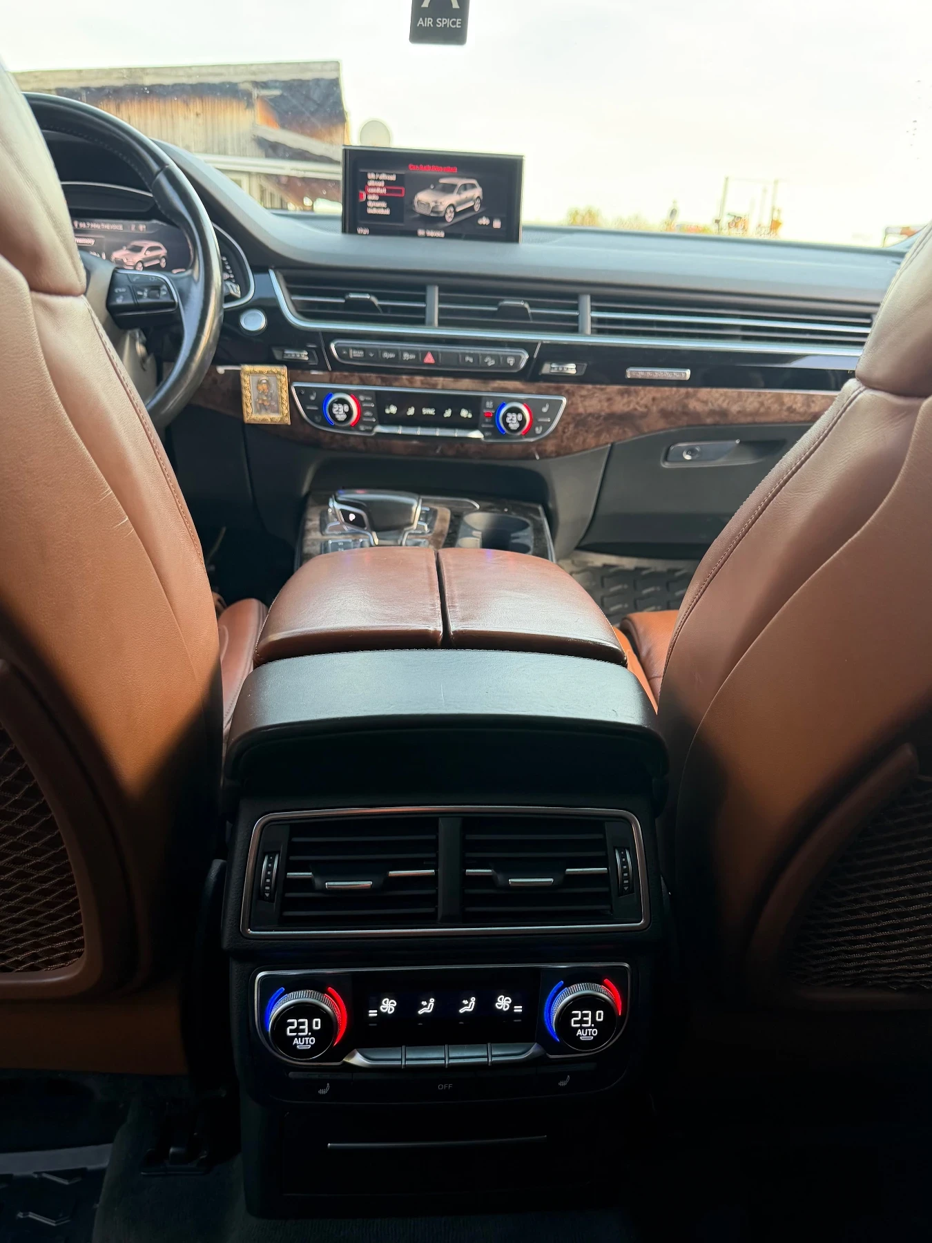 Audi Q7 3.0 TFSI, снимка 12 - Автомобили и джипове - 56485270