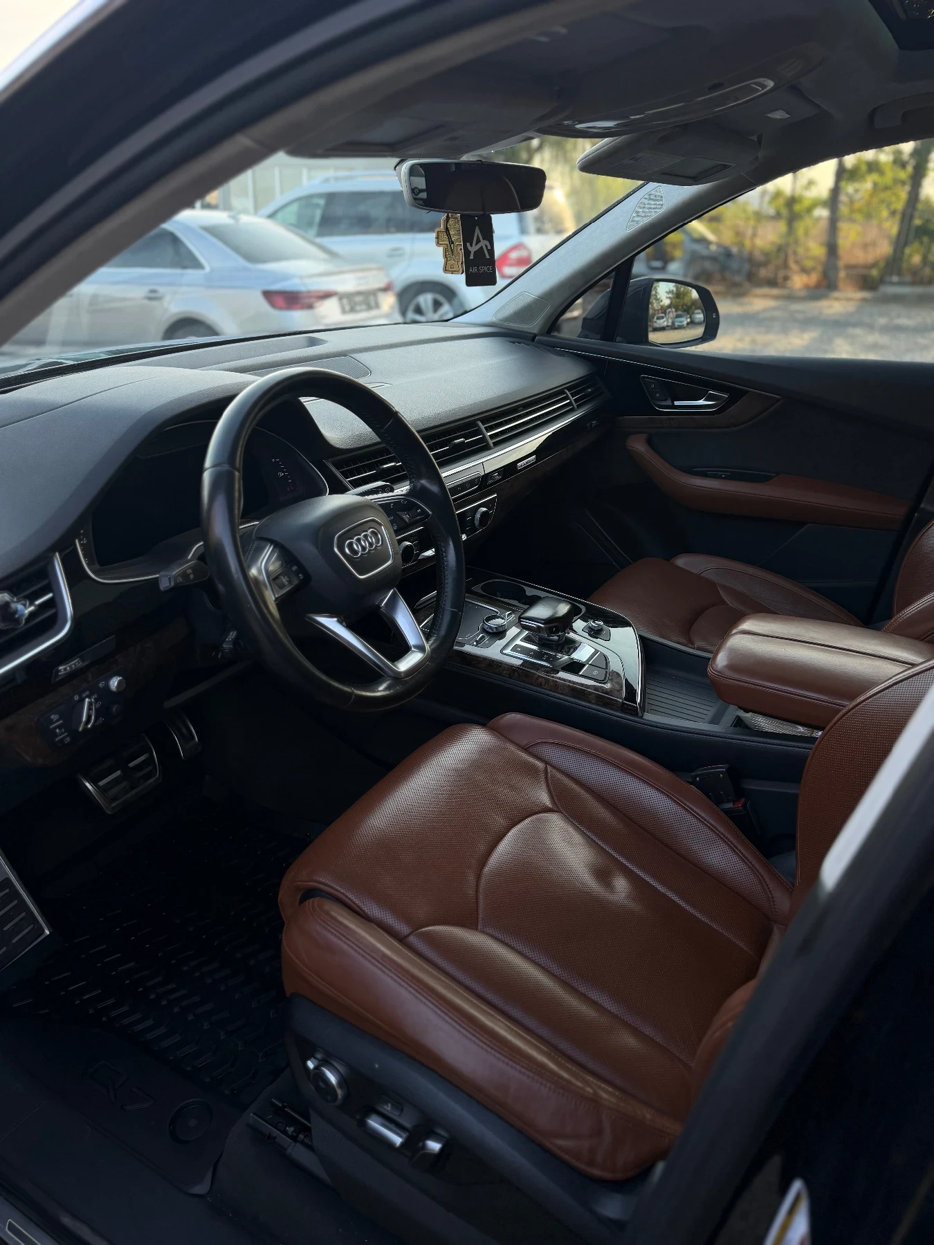 Audi Q7 3.0 TFSI, снимка 7 - Автомобили и джипове - 56485270