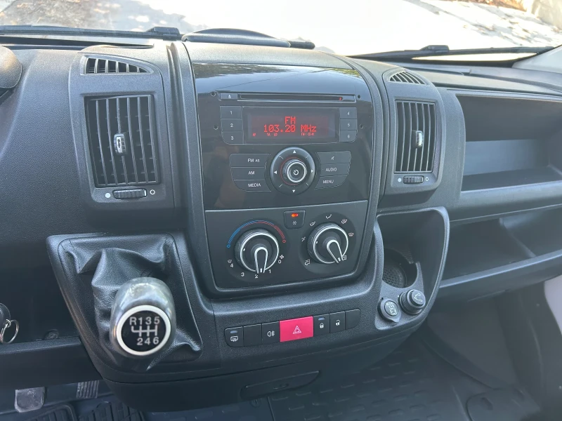 Peugeot Boxer 2.2-136-Хладилен/ Минусов/в Уникално състояние , снимка 13 - Бусове и автобуси - 51752339