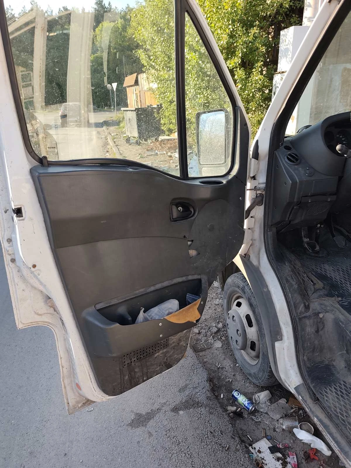 Iveco Daily, снимка 10 - Бусове и автобуси - 54440905