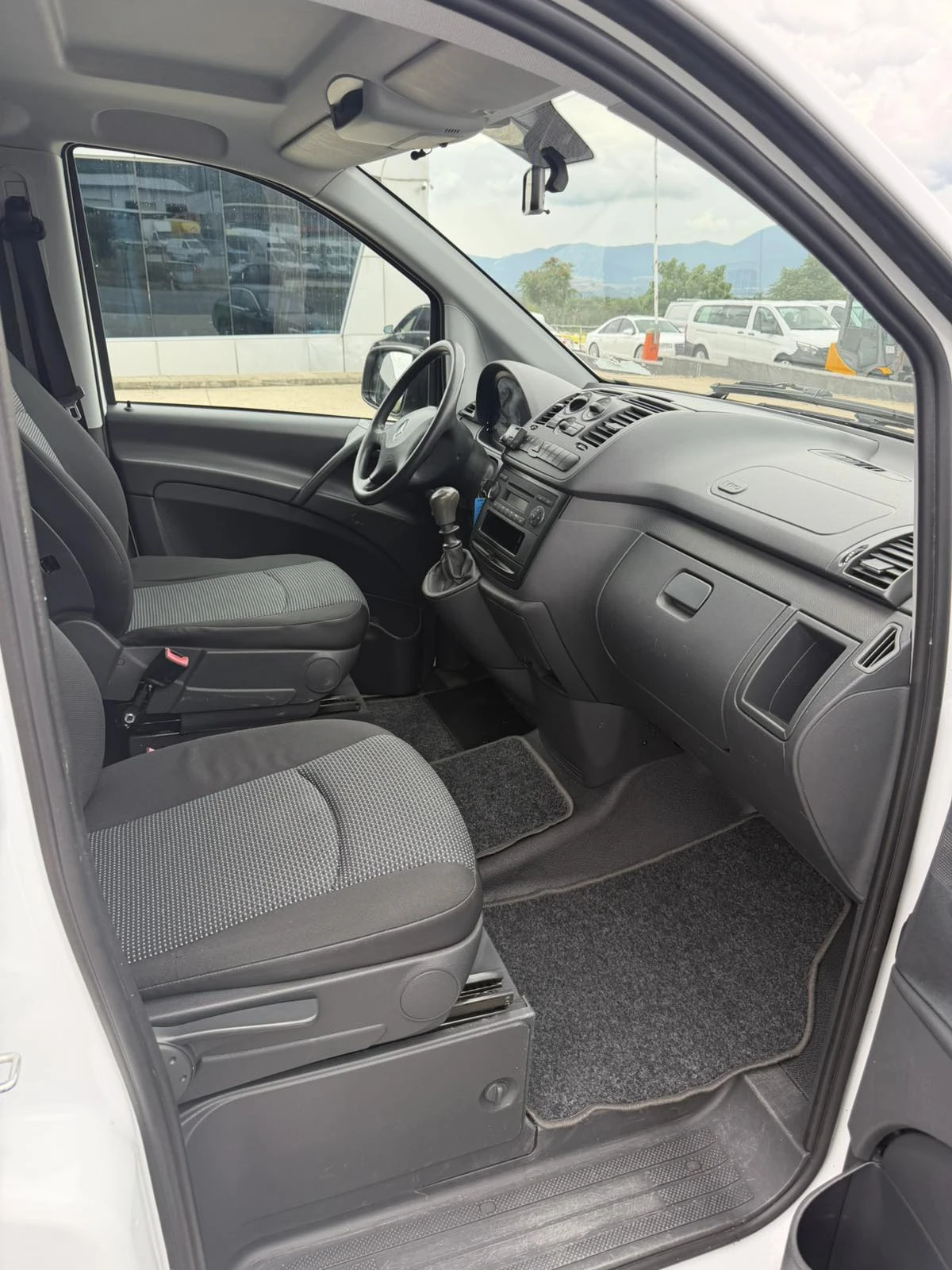 Mercedes-Benz Vito 113CDI/Клима, снимка 10 - Бусове и автобуси - 55030971