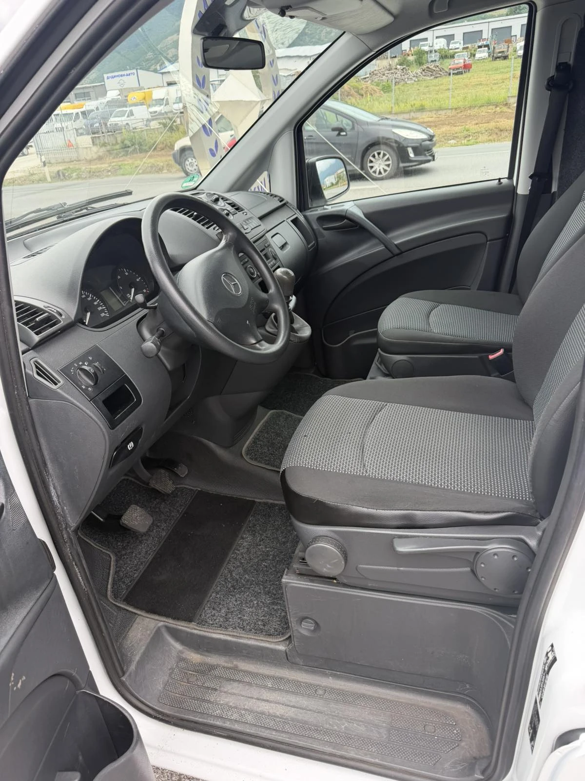 Mercedes-Benz Vito 113CDI/Клима, снимка 6 - Бусове и автобуси - 55030971