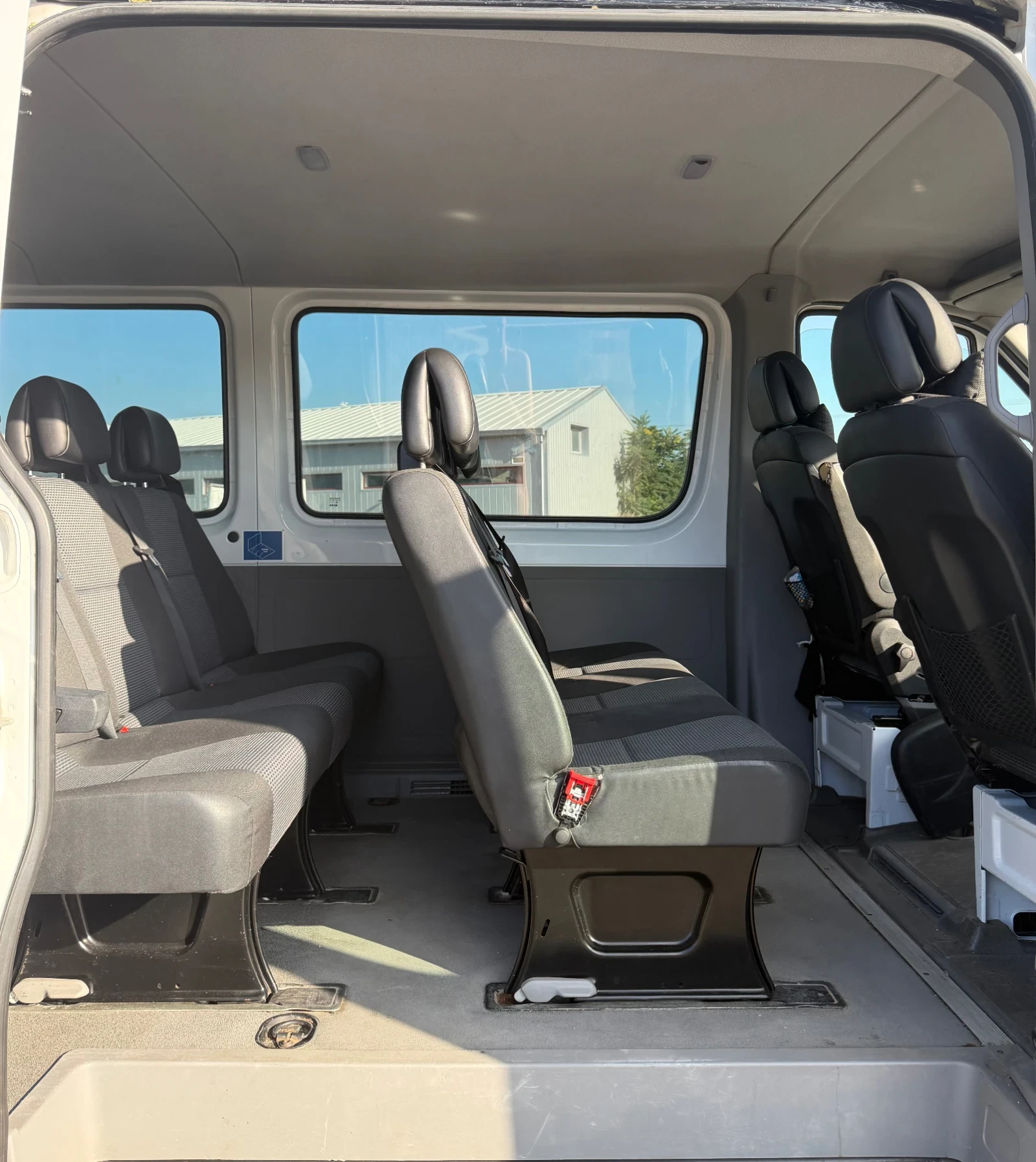Mercedes-Benz Sprinter 311 CDI 2.2 Пътнически- КЛИМАТИК, снимка 14 - Бусове и автобуси - 56172459