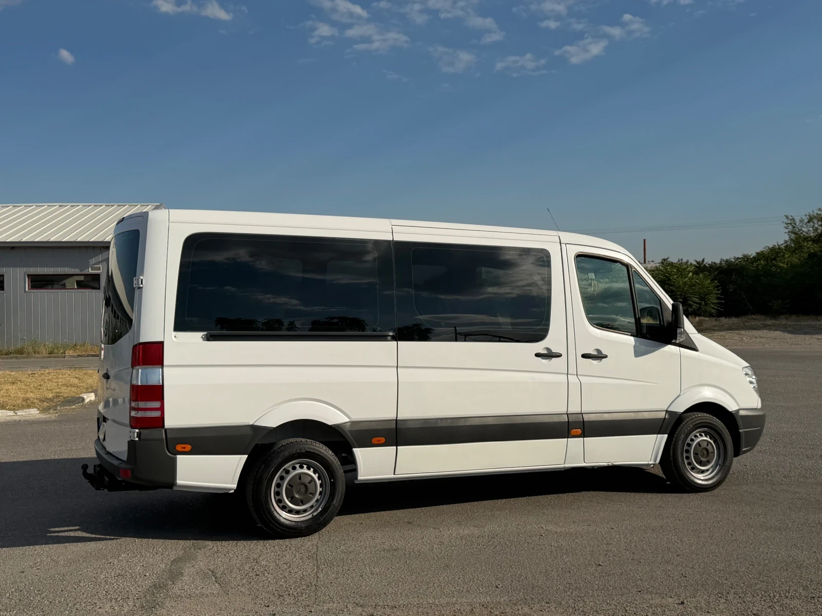 Mercedes-Benz Sprinter 311 CDI 2.2 Пътнически- КЛИМАТИК, снимка 10 - Бусове и автобуси - 56172459