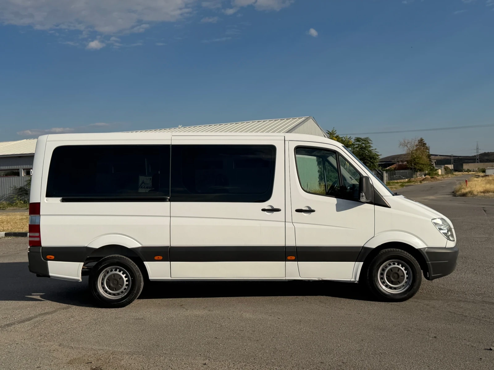Mercedes-Benz Sprinter 311 CDI 2.2 Пътнически- КЛИМАТИК, снимка 9 - Бусове и автобуси - 56172459