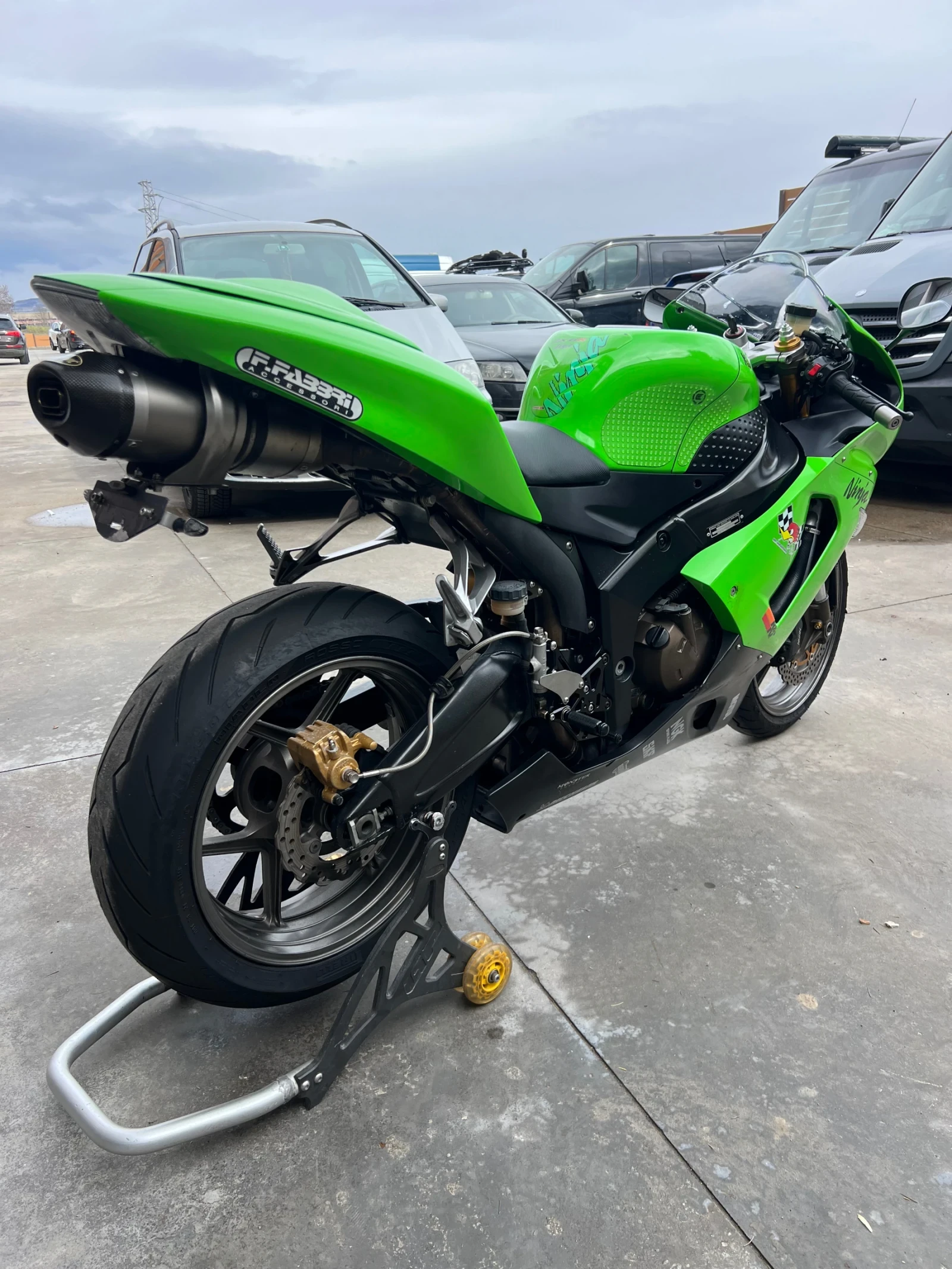 Kawasaki Zx ZX6R 636 - изображение 6