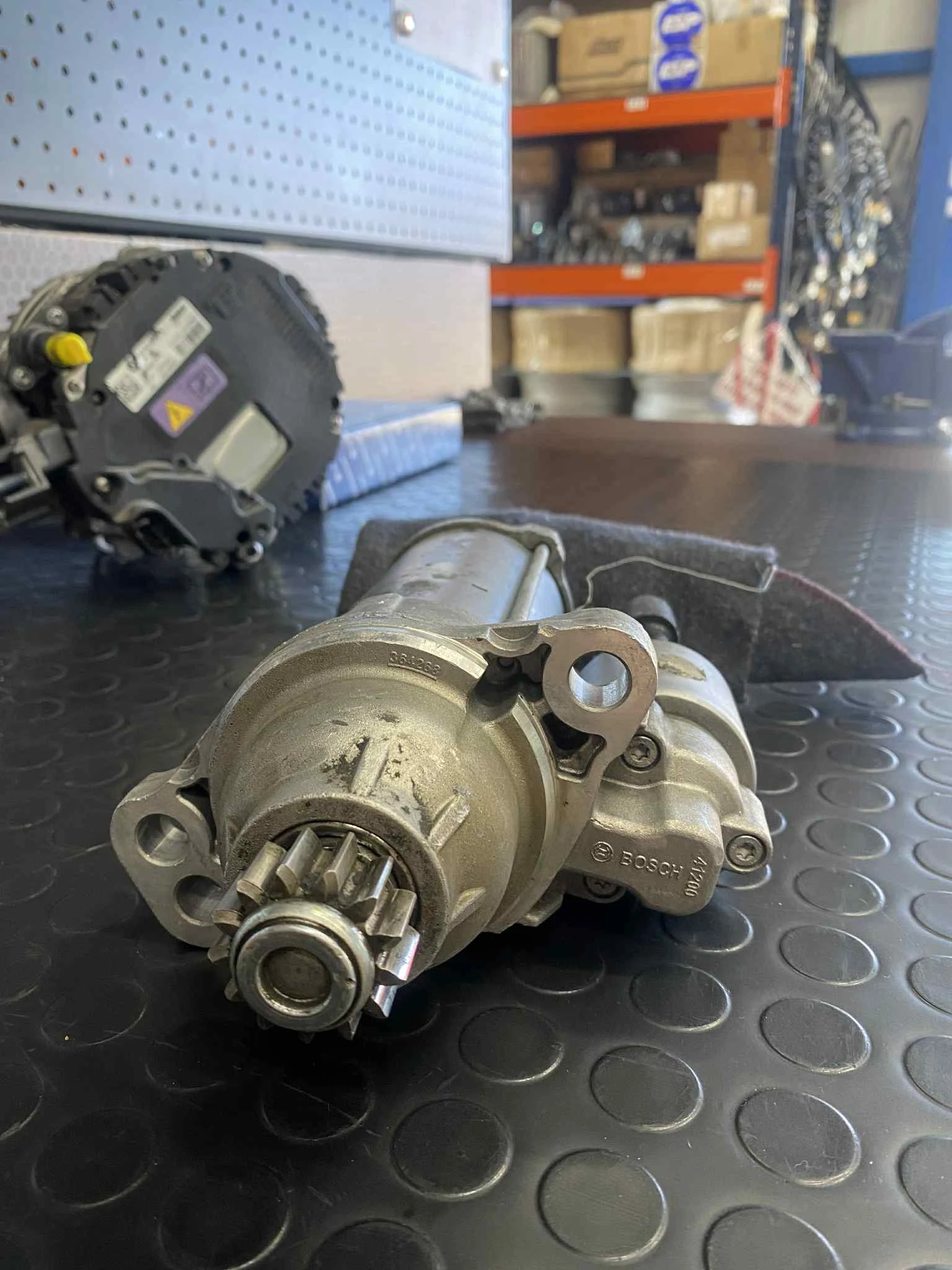 VW-UP | Mobile.bg   3