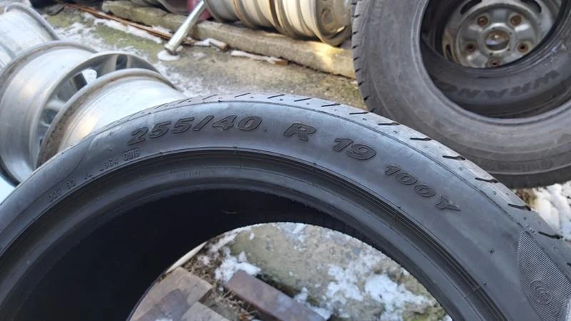 Гуми Летни 255/40R19, снимка 6 - Гуми и джанти - 28029831