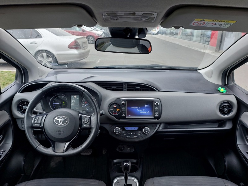 Toyota Yaris 1.5 Hybrid Luna, снимка 15 - Автомобили и джипове - 45129235