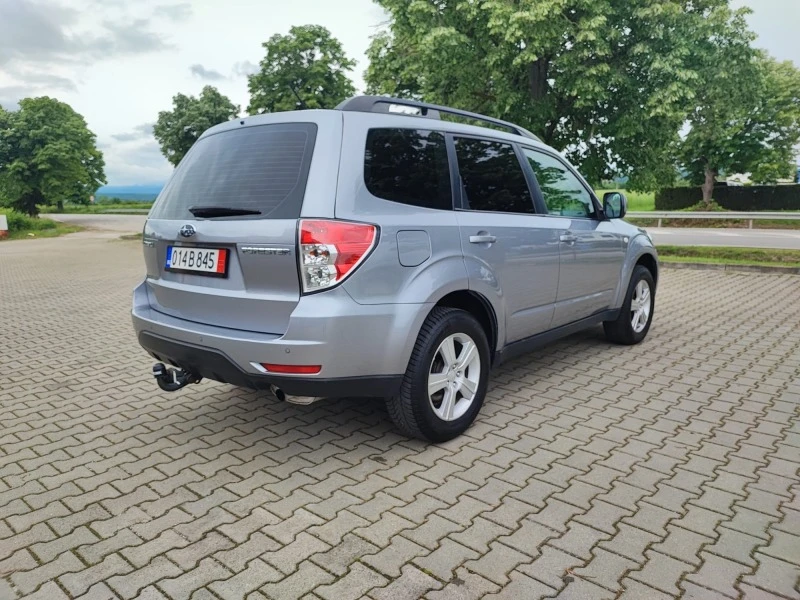 Subaru Forester 2.0X AWD, снимка 7 - Автомобили и джипове - 45794130