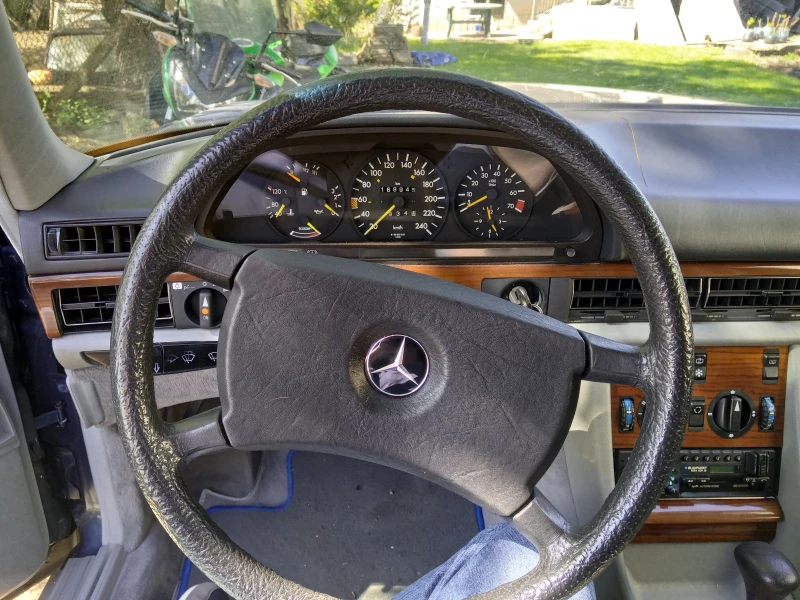 Mercedes-Benz 126, снимка 12 - Автомобили и джипове - 47516791