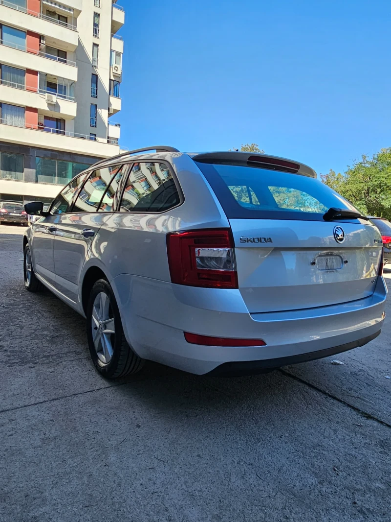 Skoda Octavia 1.8 TSI 180к.с. DSG 4x4 !! ШВЕЙЦАРИЯ !! НОВ ВНОС! , снимка 4 - Автомобили и джипове - 47374864