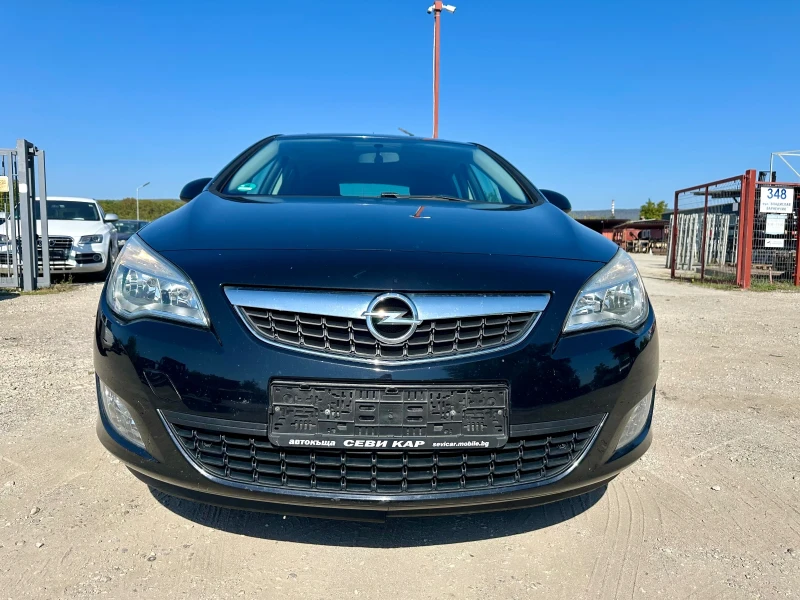 Opel Astra 1.4i, EURO5, снимка 2 - Автомобили и джипове - 47385636