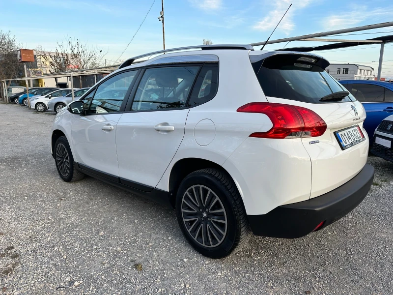 Peugeot 2008 1.2i Pure Tech-82 k.c., снимка 4 - Автомобили и джипове - 48045809