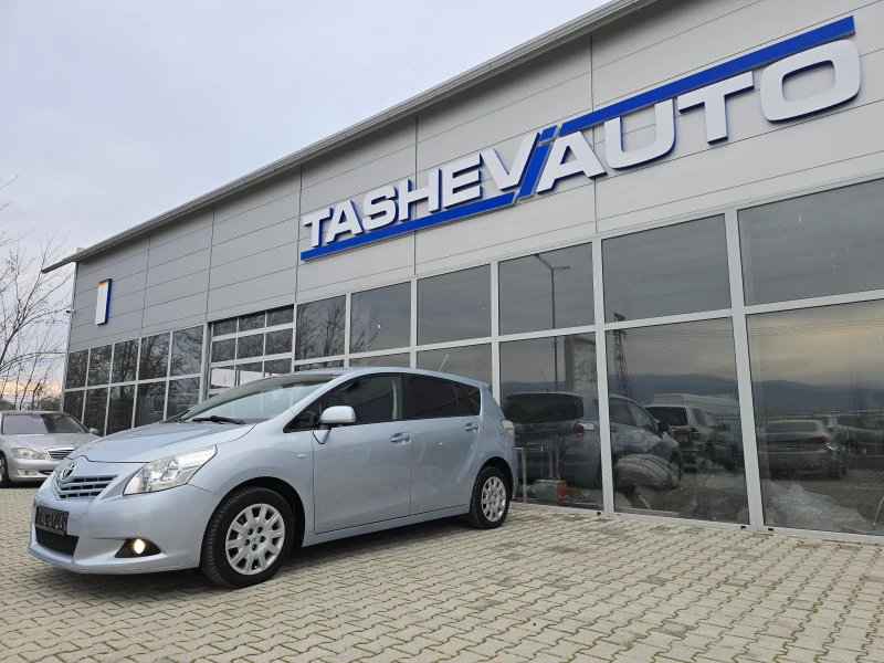 Toyota Verso Aвтоматик!!7-Места!!Германия!!, снимка 4 - Автомобили и джипове - 48970509