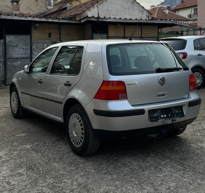 VW Golf 1.4i* KLIMA* ПЕЧКА* , снимка 3 - Автомобили и джипове - 49597421