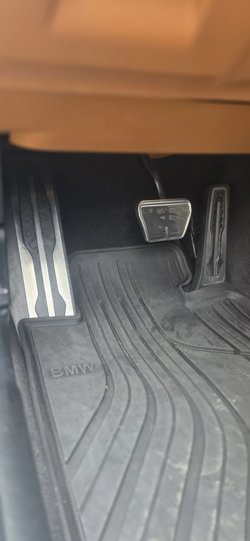 BMW 320 320d, снимка 12 - Автомобили и джипове - 52038979