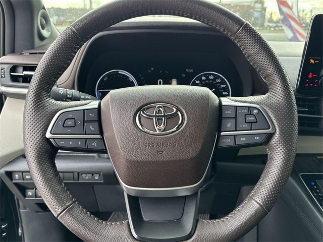 Toyota Sienna Hybrid AWD Platinum, снимка 5 - Автомобили и джипове - 44655086