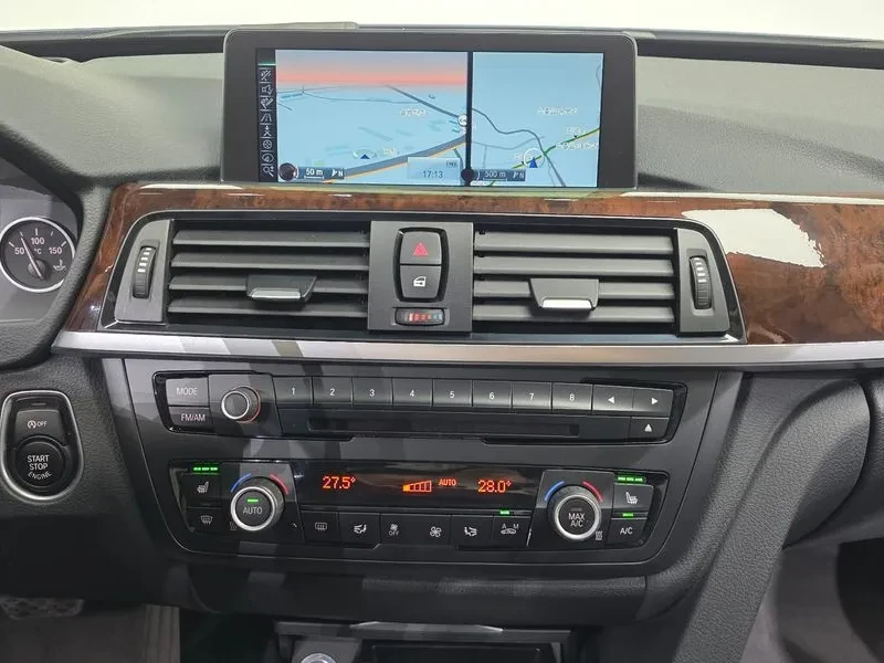 BMW 320, снимка 14 - Автомобили и джипове - 53702777