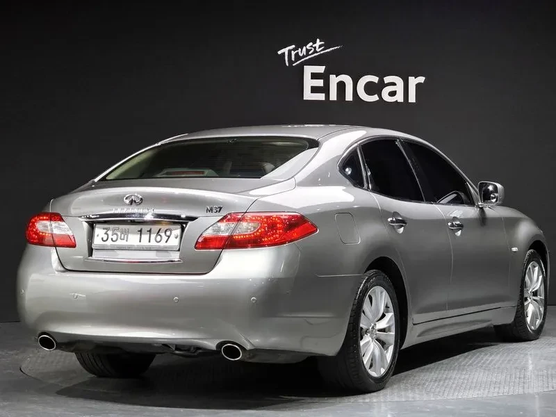 Infiniti M 37 3.7 - САМО 30% АВАНС, снимка 2 - Автомобили и джипове - 56285490